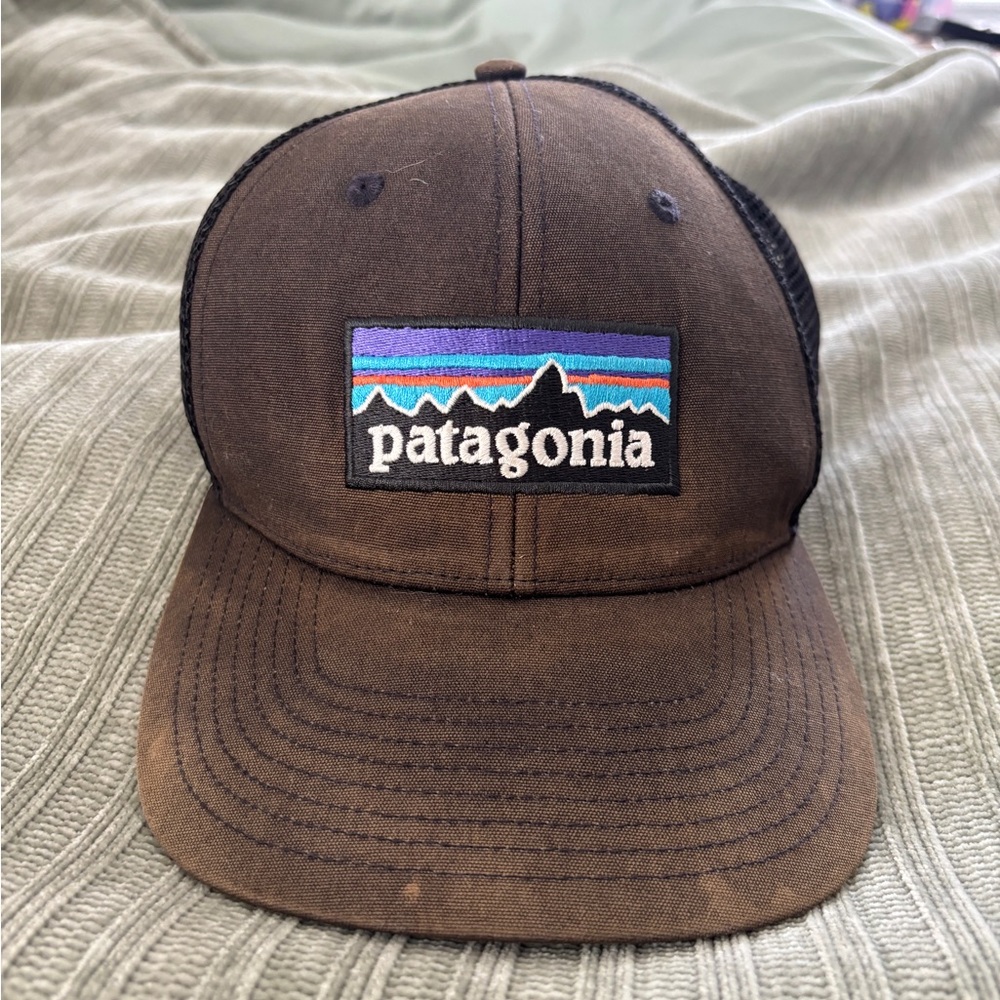 Patagonia Faded Black Cap with Logo Patch